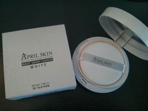 Why Beauty Bloggers Are Raving About April Skin Magic White Cushion